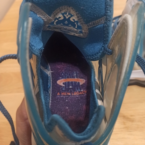 Nike LeBron XIX 19 Space Jam 'Sweatsuit' Basketball Shoes Size 7 DD0418-100 - Picture 7 of 11